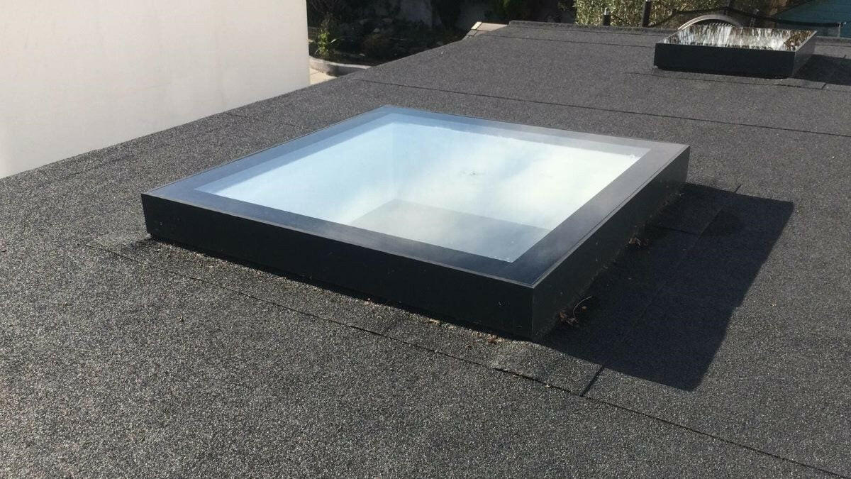 800 x 1000 mm LD Framed Pitched Roof Skylight.