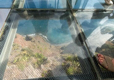 600 x 1800 mm Frameless Walk-on Skylight.