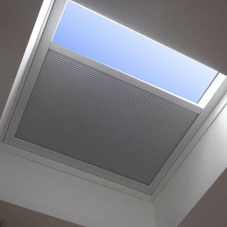 400 x 2000 mm LD Manual Blinds for Flat / Pitched Roof Skylights & Roof Lanterns.