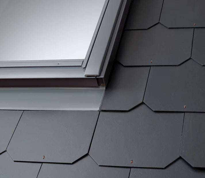 94x160 cm VELUX Pro+ EDL PK10 2000 Scossalina in ardesia con isolamento | Finitura alluminio grigio