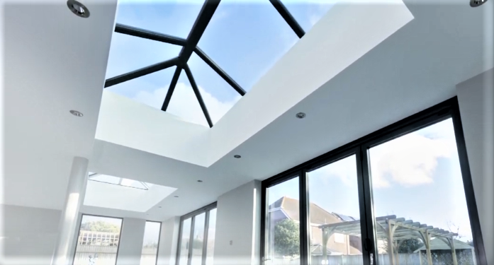 2500 x 4000 mm Stratus Aluminium Roof Lantern Style 5 (Traditional).